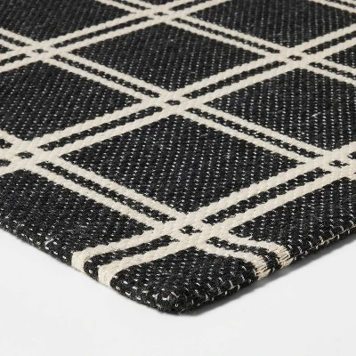 1'6"x2'6" Indoor/Outdoor Plaid Scatter Halloween Doormat Black/White - Hyde & EEK! Boutique™ 2 1'6"x2'6" Indoor/Outdoor Plaid Scatter Halloween Doormat Black/White - Hyde & EEK! Boutique™ - Image 2