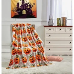 Super Spooky And Comfy Microplush Halloween Throws (50" X 60") -Halloween Home Decoration GUEST a8eeac6e 1200 49d6 87c8 42fe33f394ba